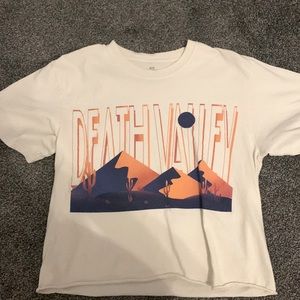 marshall’s death valley canyon cropped tee shirt